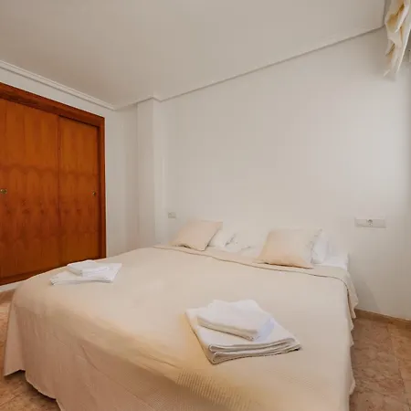 Апартаменти 3-bed With Pool
