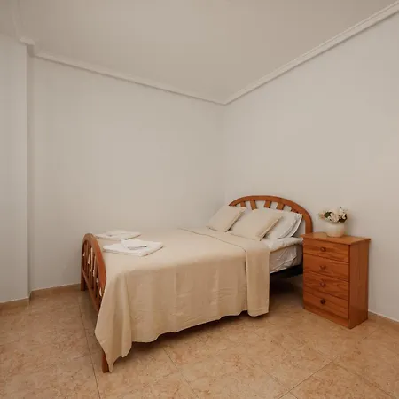 3-bed With Pool * Торрев'єха