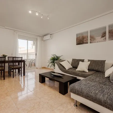 Апартаменти 3-bed With Pool